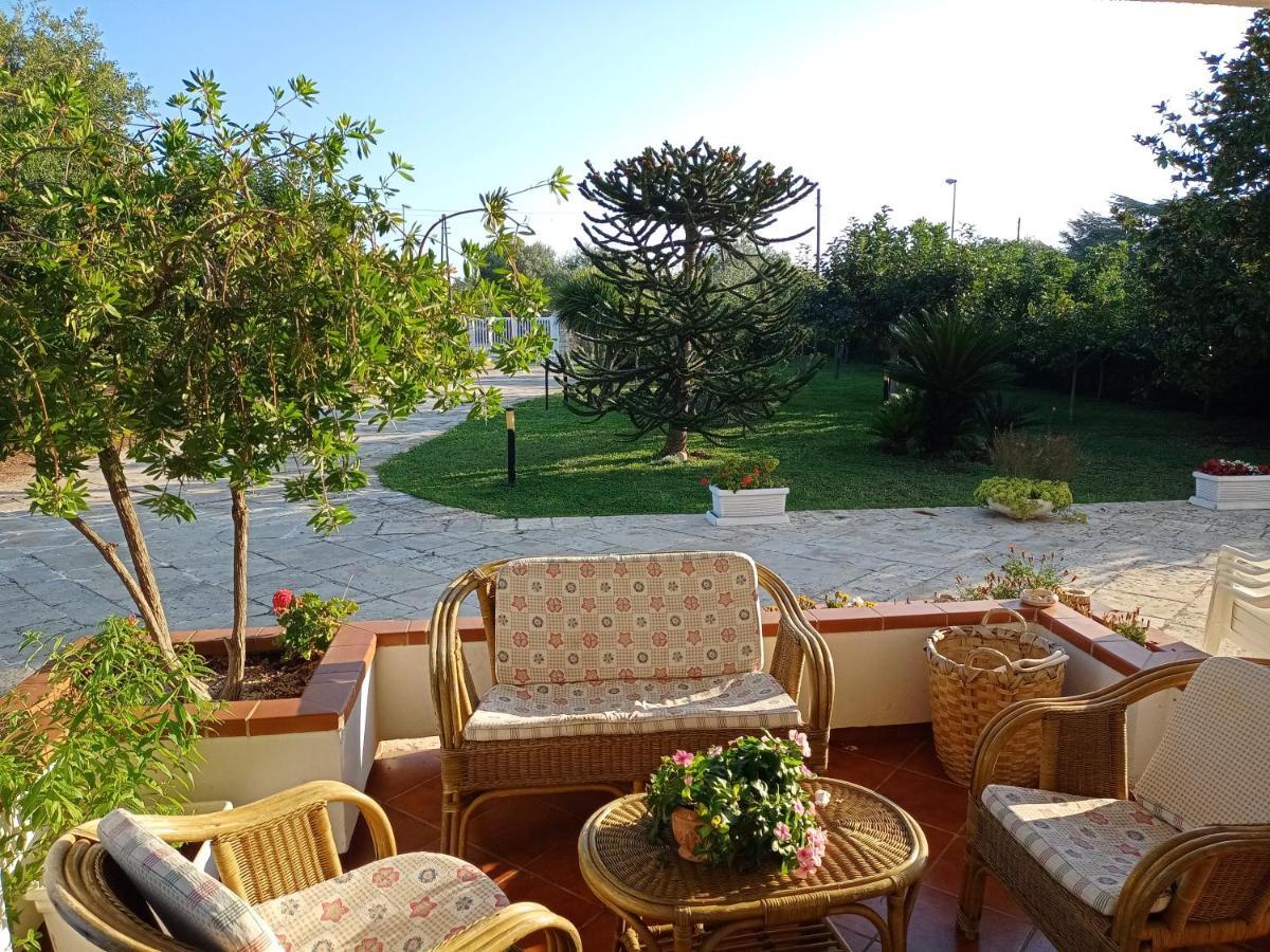 Villa Genvi - Pool & Relax Поліньяно-а-Маре Екстер'єр фото