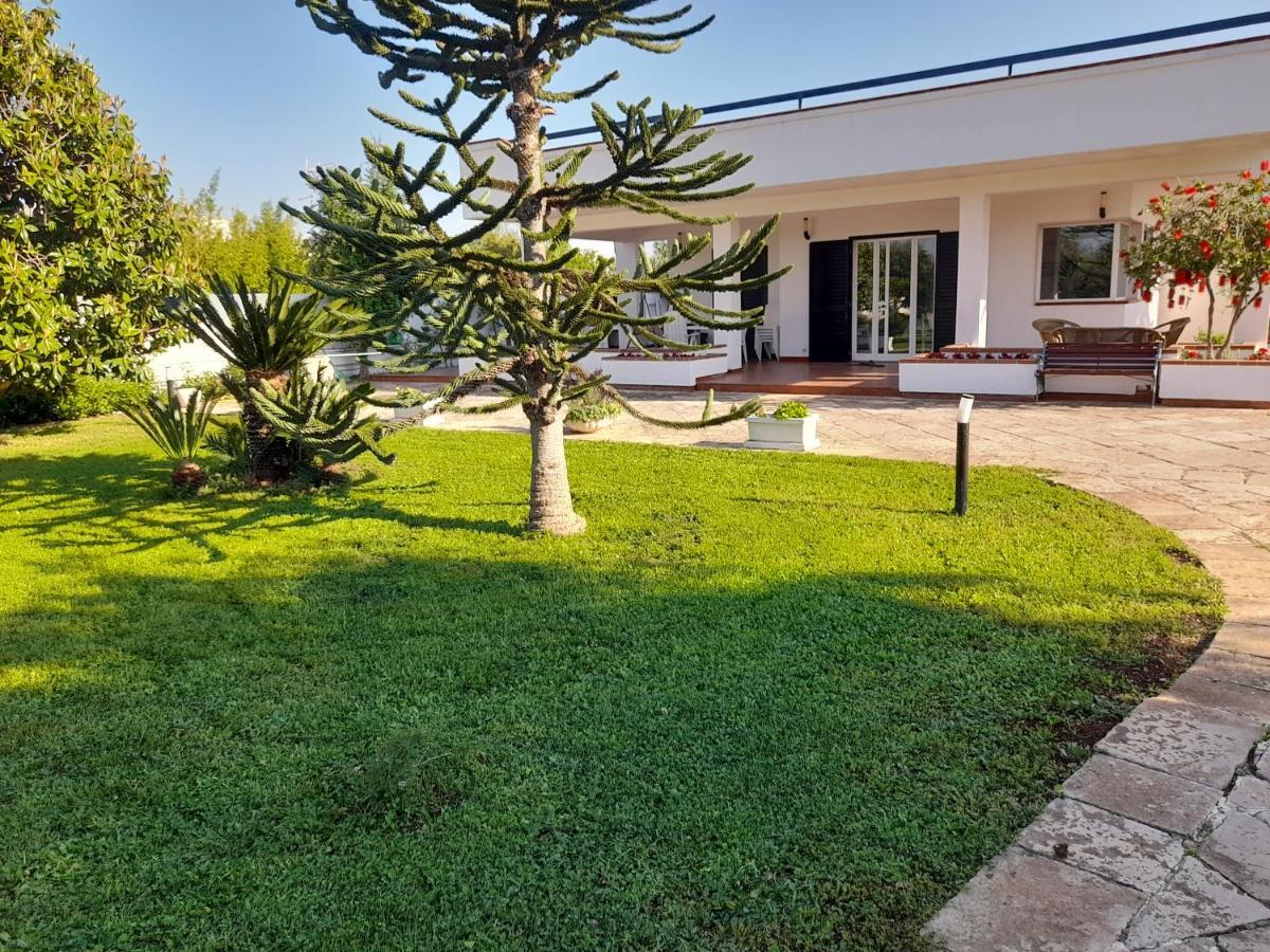 Villa Genvi - Pool & Relax Поліньяно-а-Маре Екстер'єр фото